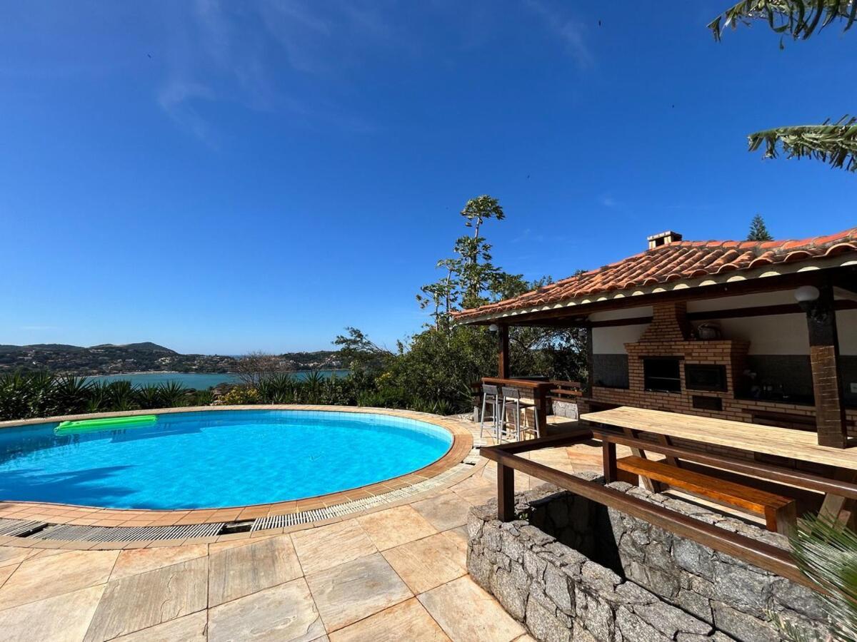 Casa de férias Mansao Ferradura With Sea View